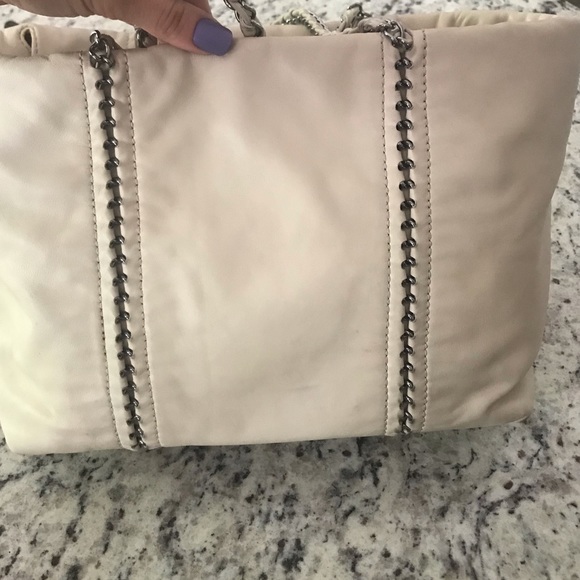 SOLD HP🎉💖Cream Chanel handbag - Picture 4 of 8
